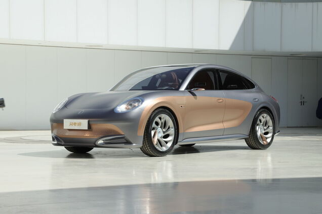 Beetle схрестили з Panamera та отримали Ora Conceptcat