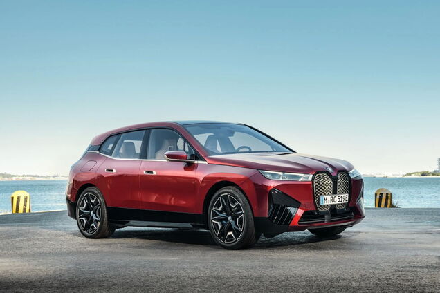 Майбутні BMW отримають єдину електричну платформу