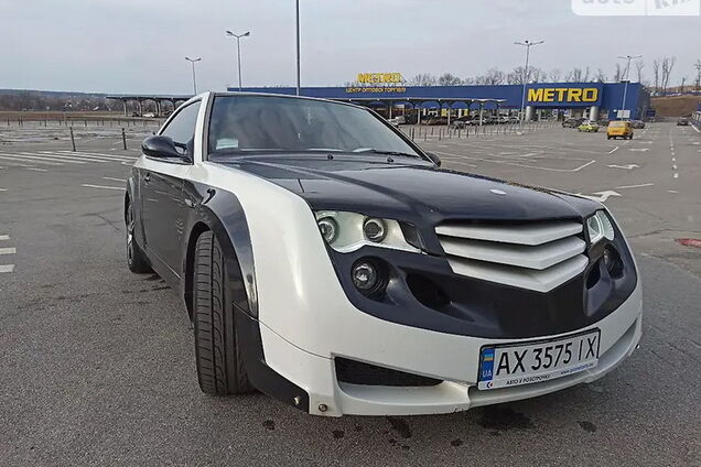 Диковинный автомобиль выставили на продажу в Украине