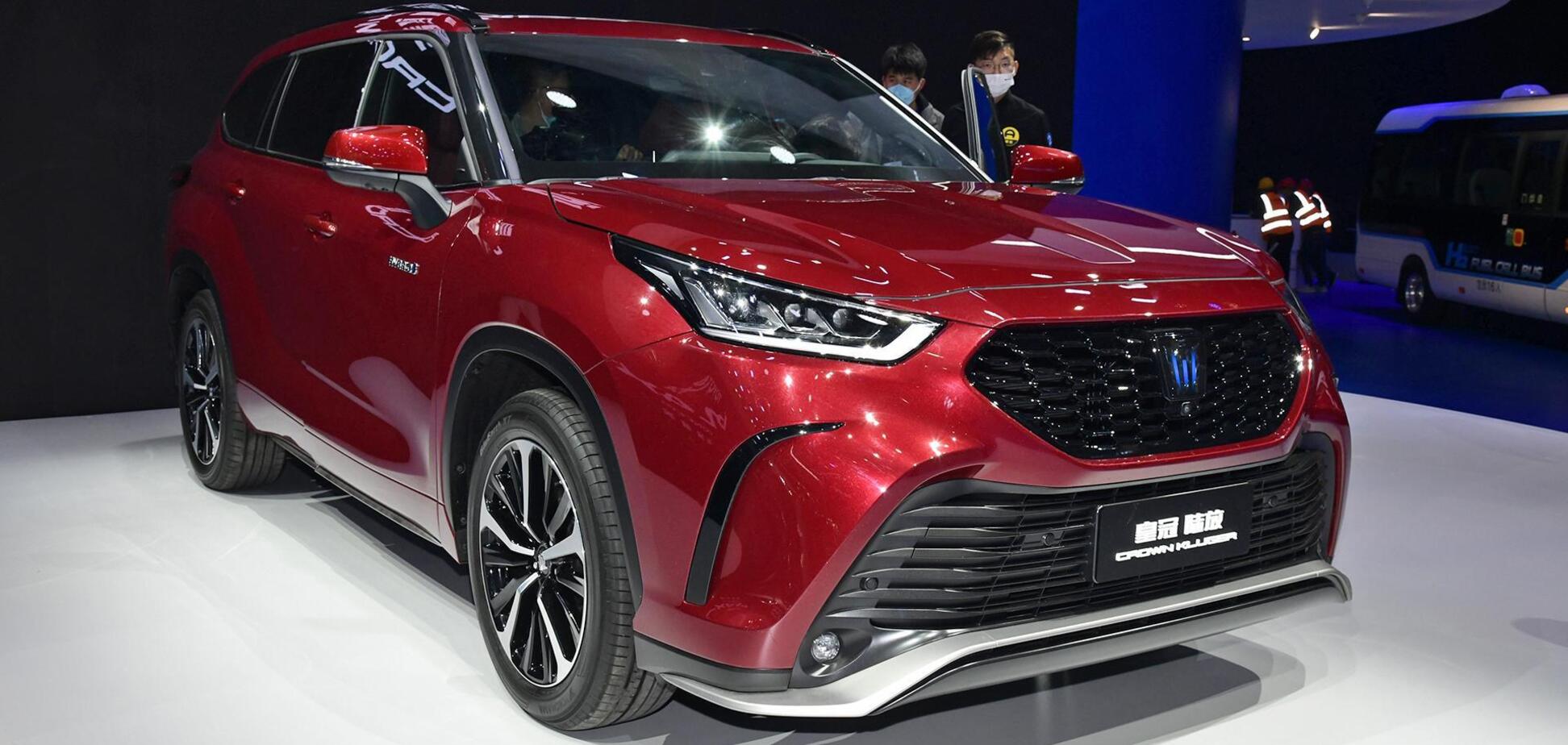 Toyota підготувала для Китаю дві ексклюзивні новинки