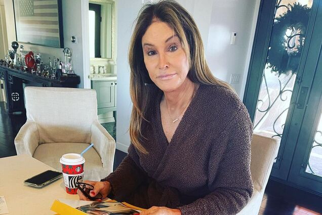 Трансгендерная мачеха Кардашьян планирует стать губернатором Калифорнии