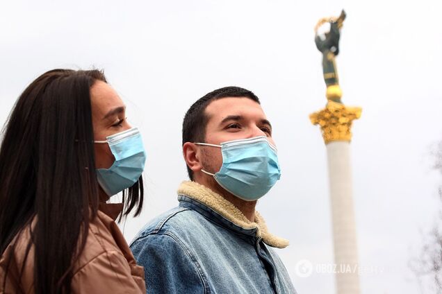 В Украине пять человек получили две прививки от коронавируса