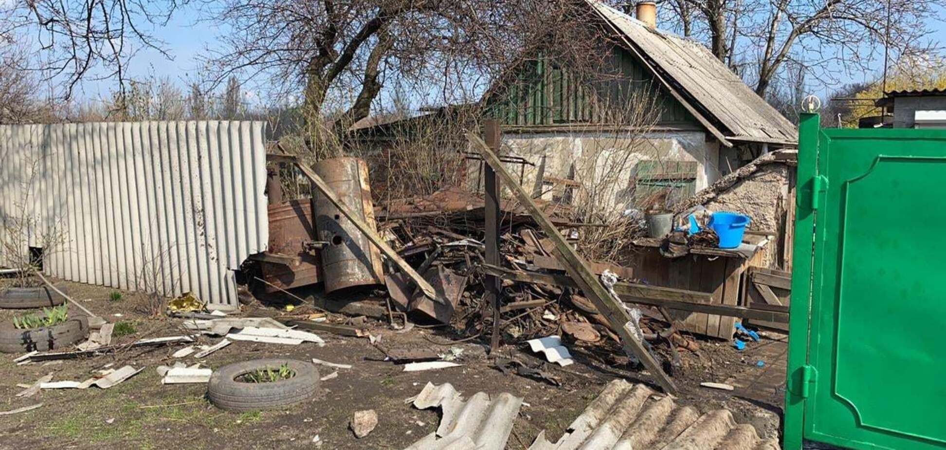 22 апреля российско-оккупационные войска на востоке Украины обстреляли ракетами двор в поселке Дружба