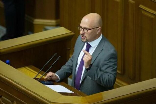 Полугодовой долг перед горняками нужно выплатить до Пасхи, – Вельможный