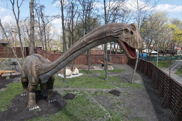 В Киеве откроют самый большой в Украине парк динозавров