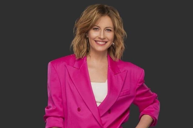 Олена Кравець похвалилася новою зачіскою