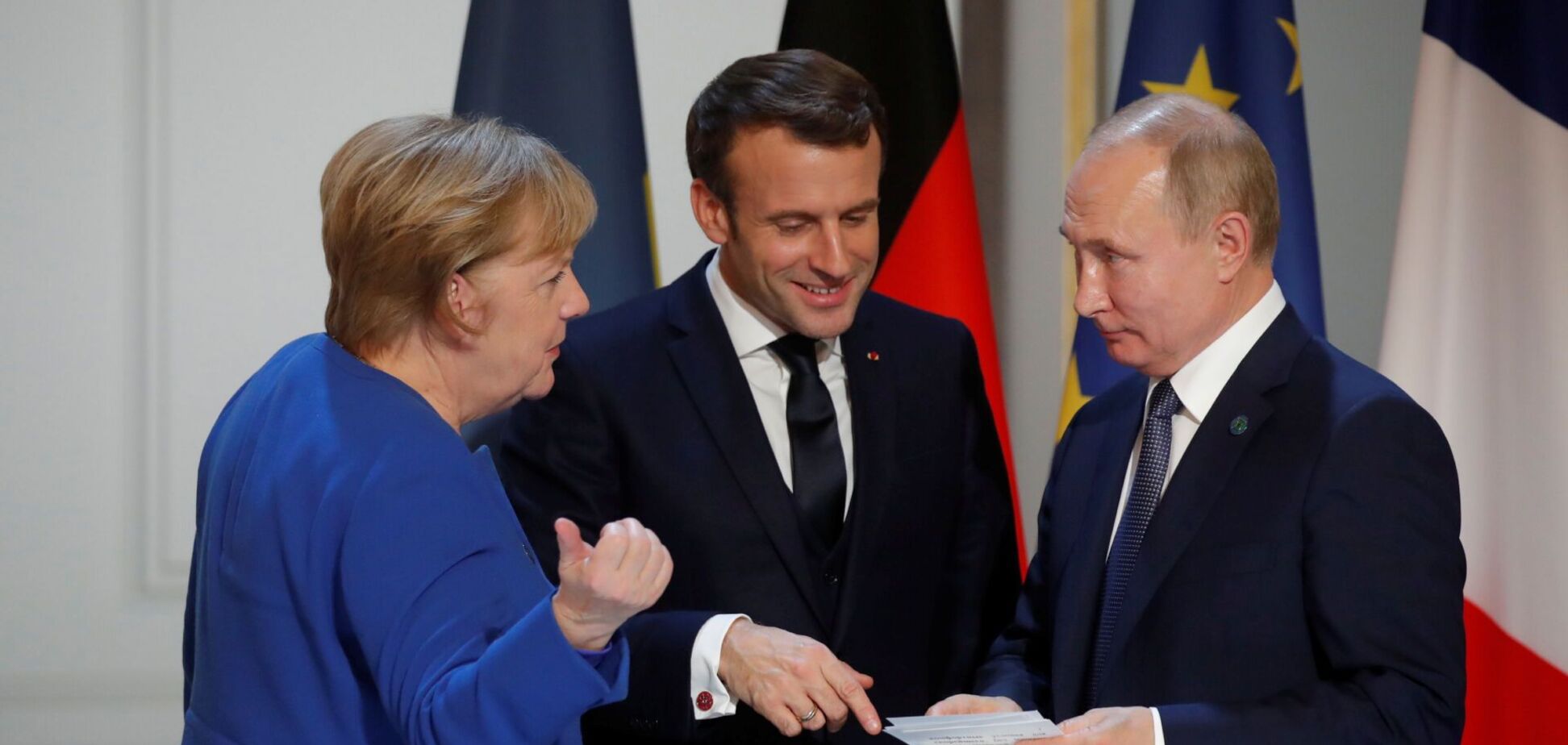 Ангела Меркель, Эммануэль Макрон и Владимир Путин поговорили провели он-лайн конференцию 