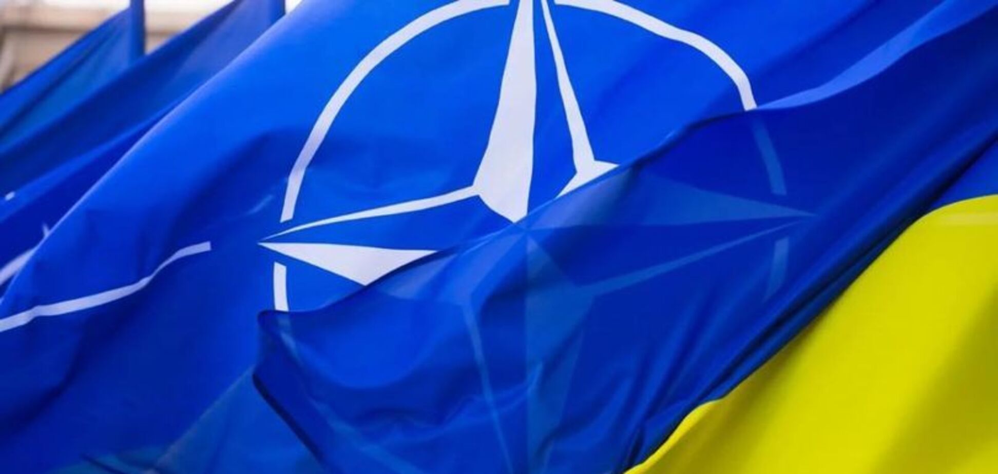 Петр Порошенко поздравил НАТО с годовщиной создания