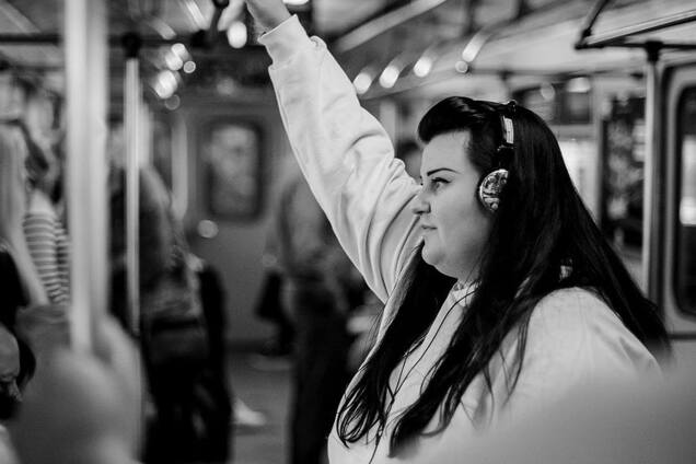 Alyona Alyona призналась, за сколько пишет песни для звезд