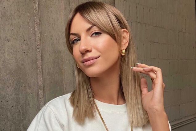 Никитюк показала школьное фото и удивила фанатов своим образом