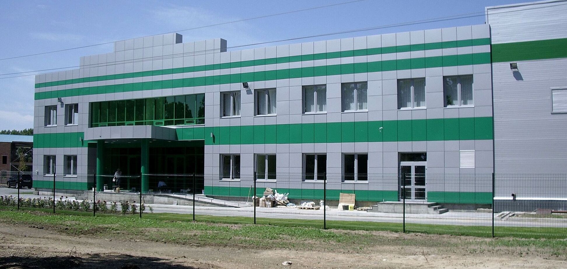 Решением Хозяйственного суда города Киева были отменены торги по продаже фармацевтического комплекса 'Фалби'