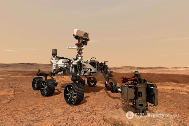 Марсоход Perseverance показал первое фото с геликоптером Ingenuity