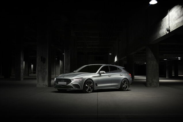 Genesis представил официально первый универсал