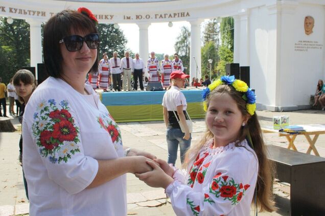 Участники марша вышиванок в Житомире / Леся Воронюк