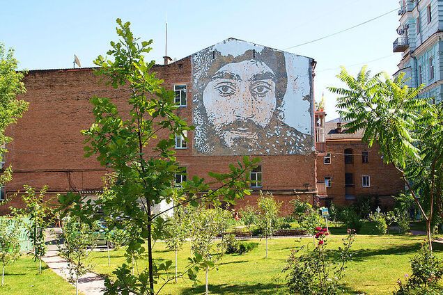 Сквер Небесной Сотни в центре Киева передали в собственность города и планируют реконструировать