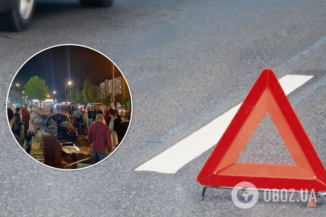 Під Києвом чоловік загинув, перебігаючи дорогу. Фото з місця ДТП