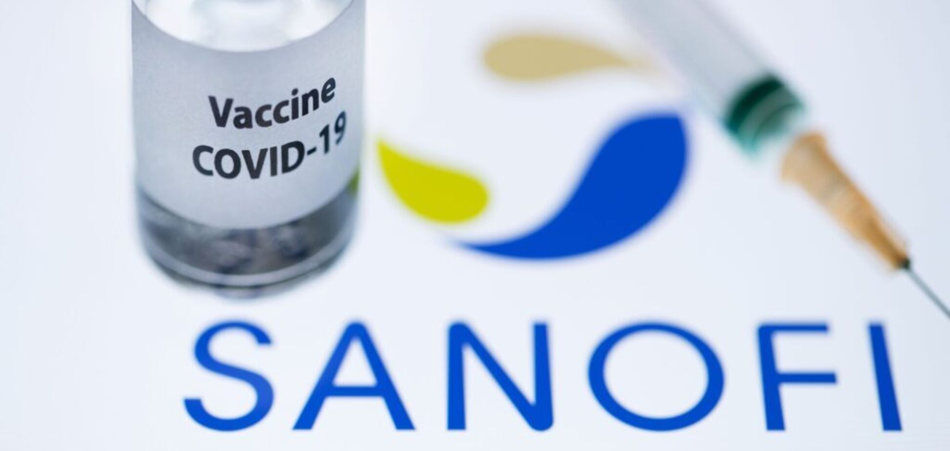 Вакцина COVID-19 від Sanofi-GSK пройшла успішні випробування на людях