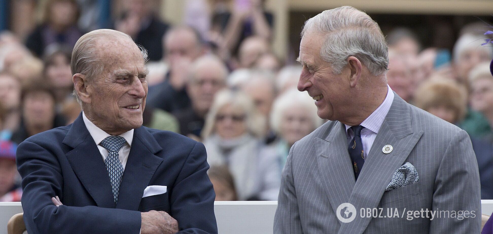 Принц Чарльз показал редкое фото из детства с отцом Филиппом