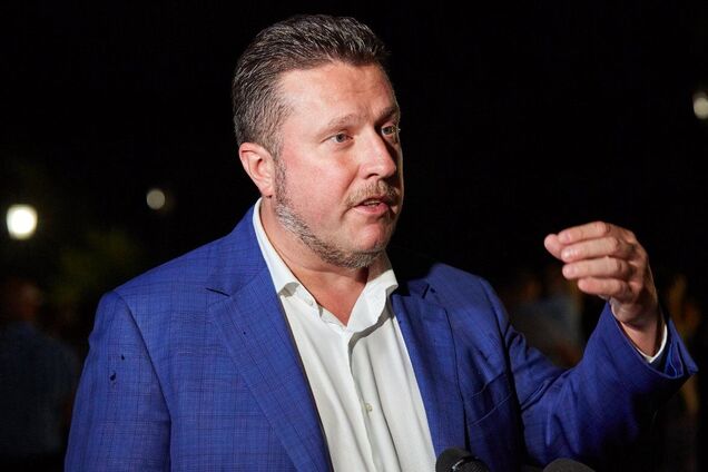 Ранее Яценко вышел из группы 'За майбутнє'