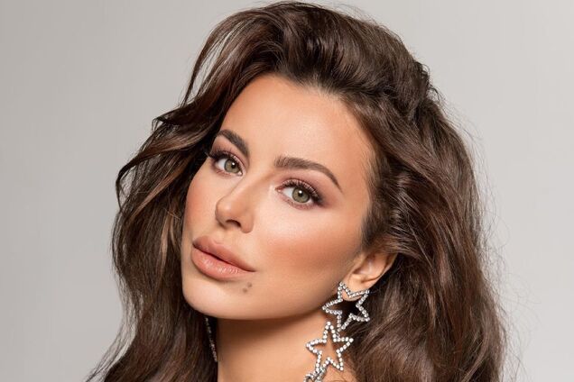 Ані Лорак заінтригувала 'весільним' фото з невідомим чоловіком