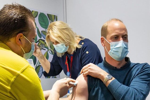 Принц Вільям зробив щеплення від коронавірусу