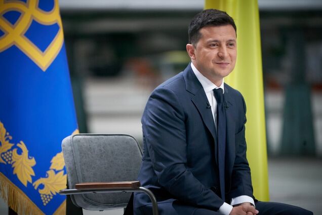 Зеленський заявив, що говорити про другий термін президентства поки зарано