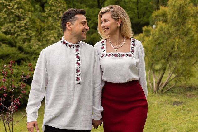 Зеленский с женой поздравили украинцев с Днем вышиванки яркими фото в национальных нарядах