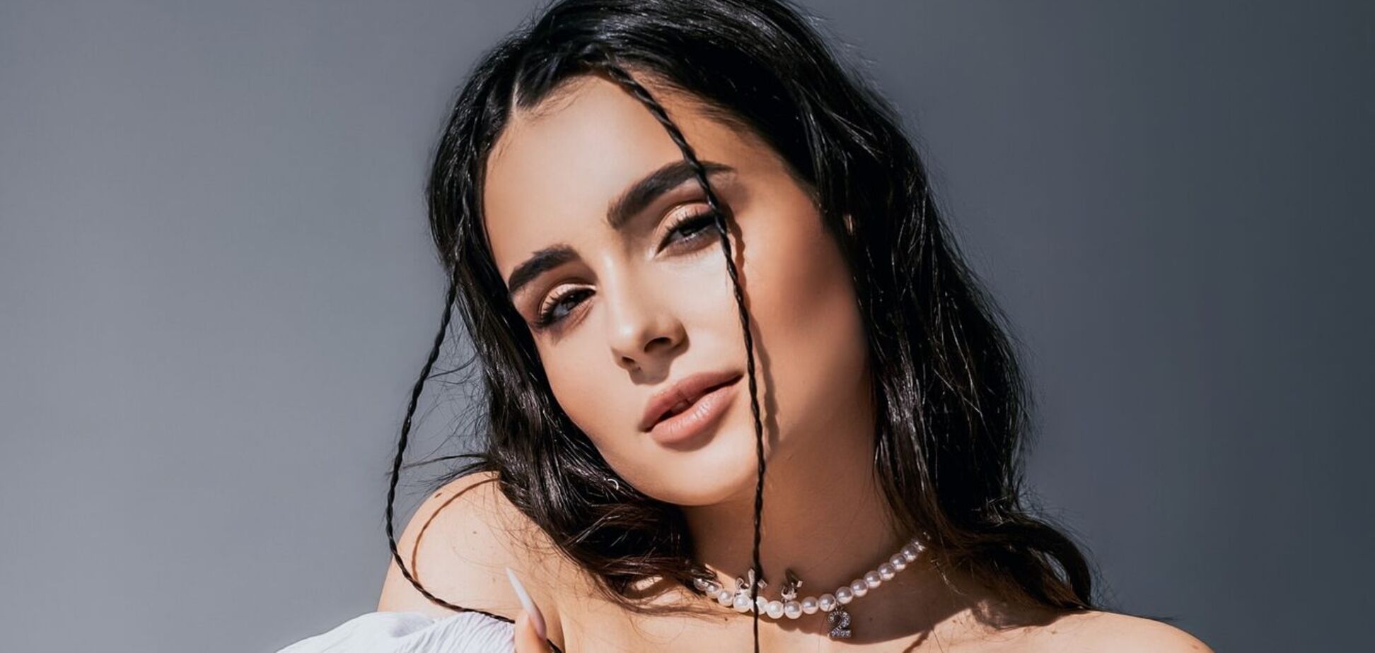 Анна Тринчер лично представила дебютный ЕР