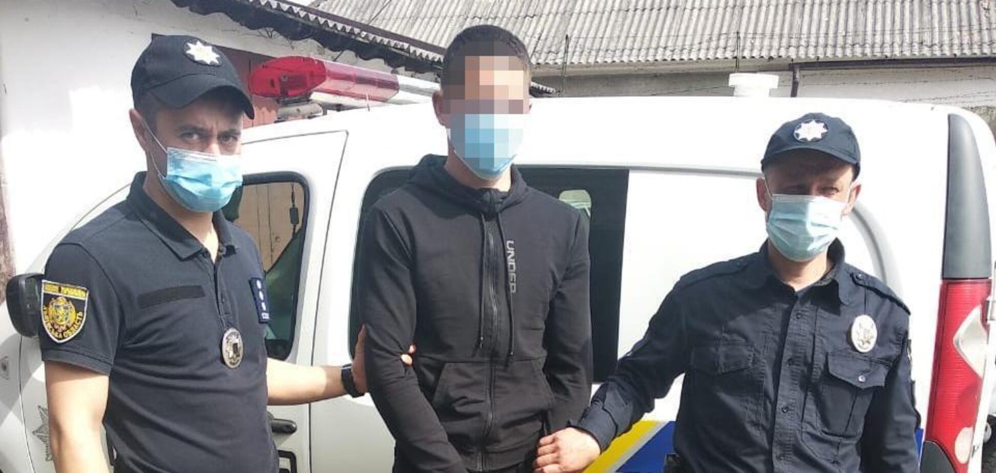 На Львовщине 19-летний парень выстрелил в полицейского и двух лесничих