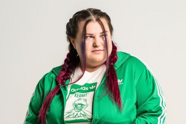 Alyona Alyona в одном белье спародировала еще одну звезду