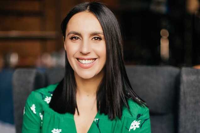 Джамала показала схудлу фігуру в обтислій сукні. Фото