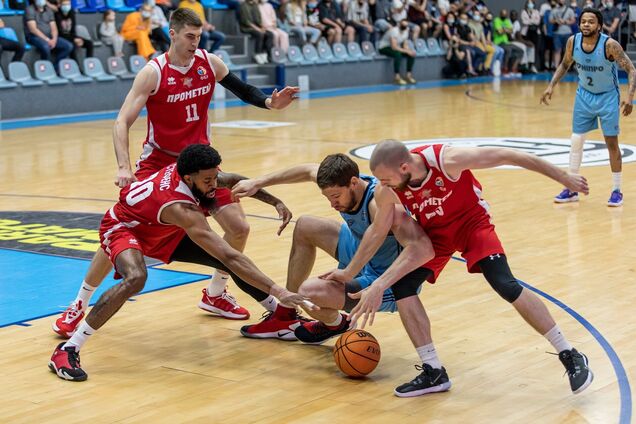 'Днепр' - 'Прометей'