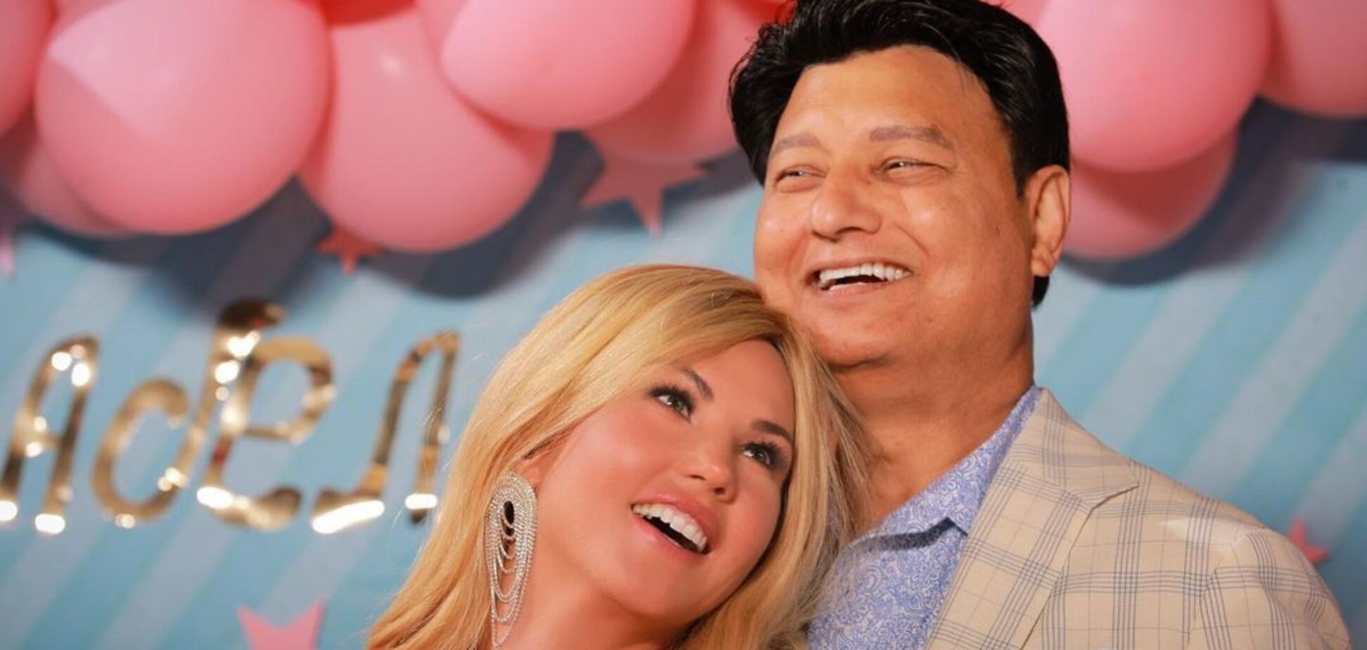 В сети показали, как Камалия выглядела в 16 лет до встречи с мужем-миллиардером