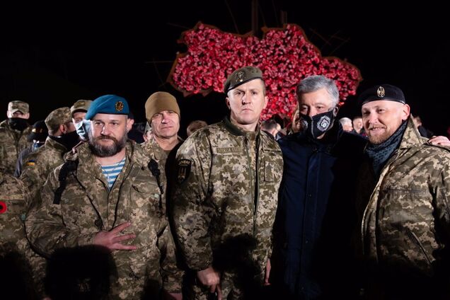 Порошенко закликав владу України вибороти надання ПДЧ в НАТО на червневому саміті