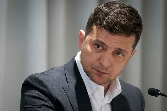 Зеленский уточнил, сколько российских войск находится в Крыму и на Донбассе