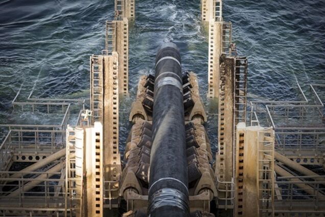 Баржа взялась за вторую нитку 'Северного потока-2' на максимальной скорости