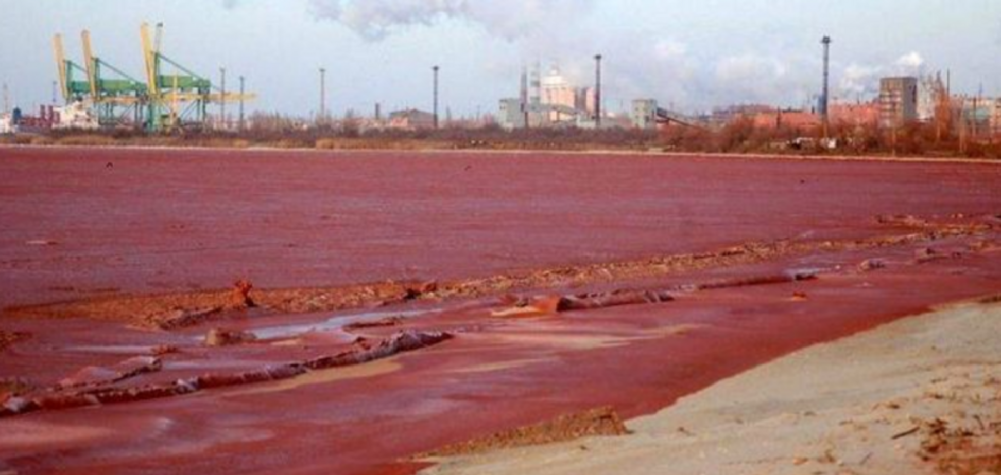 Активисты общественной организации 'Стоп шлам' заявили о давлении со стороны представителей НГЗ