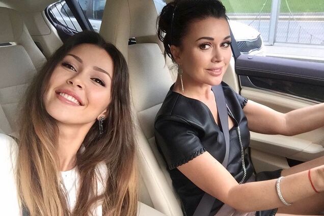 Анастасия Заворотнюк с дочерью Анной