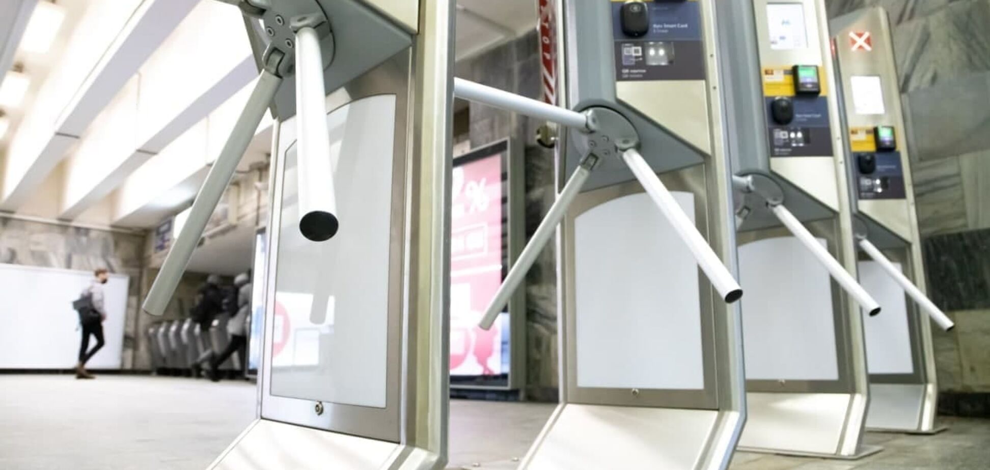 В Киеве закроют один из вестибюлей станции метро 'Осокорки': названа причина