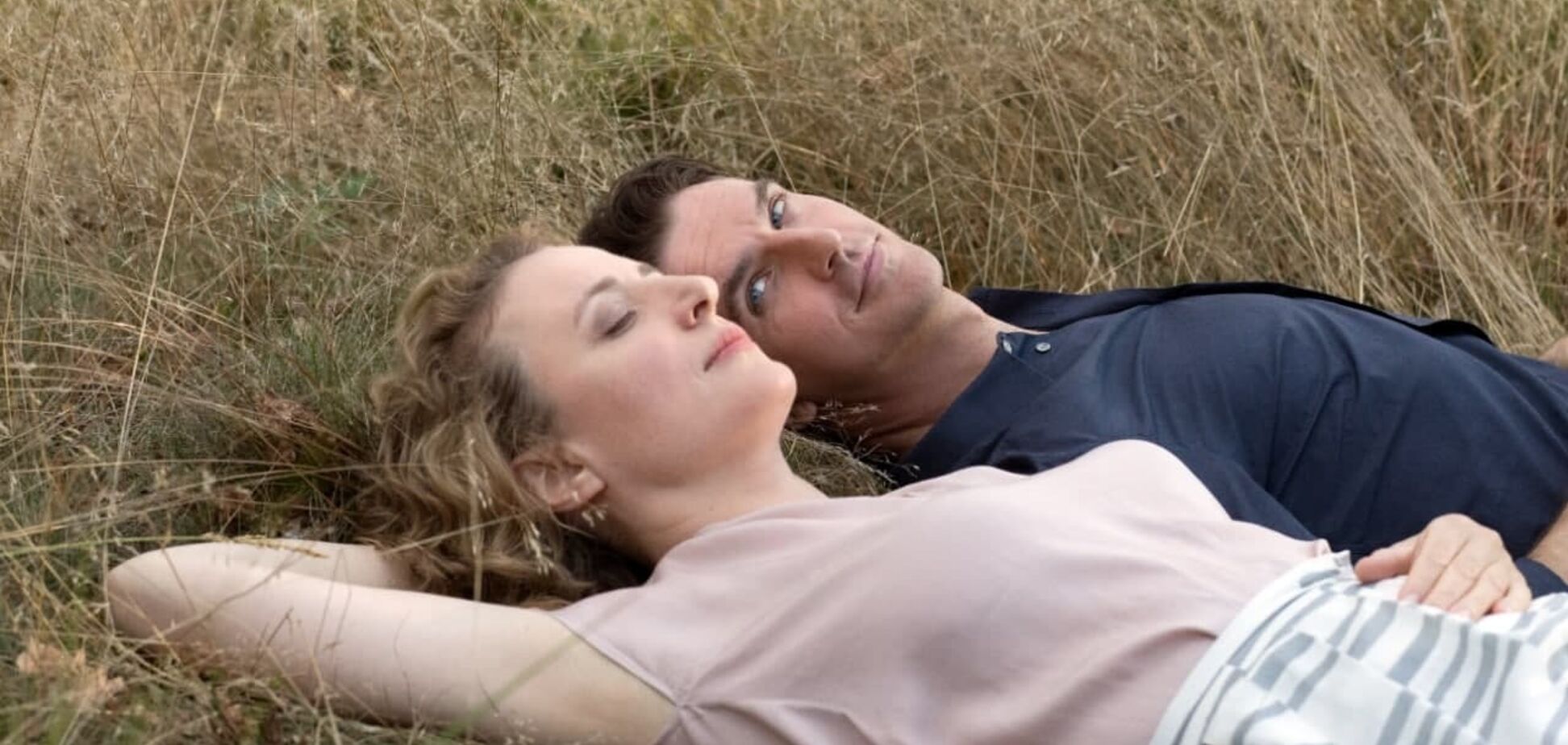 Головну чоловічу роль у фільмі виконав Ден Стівенс