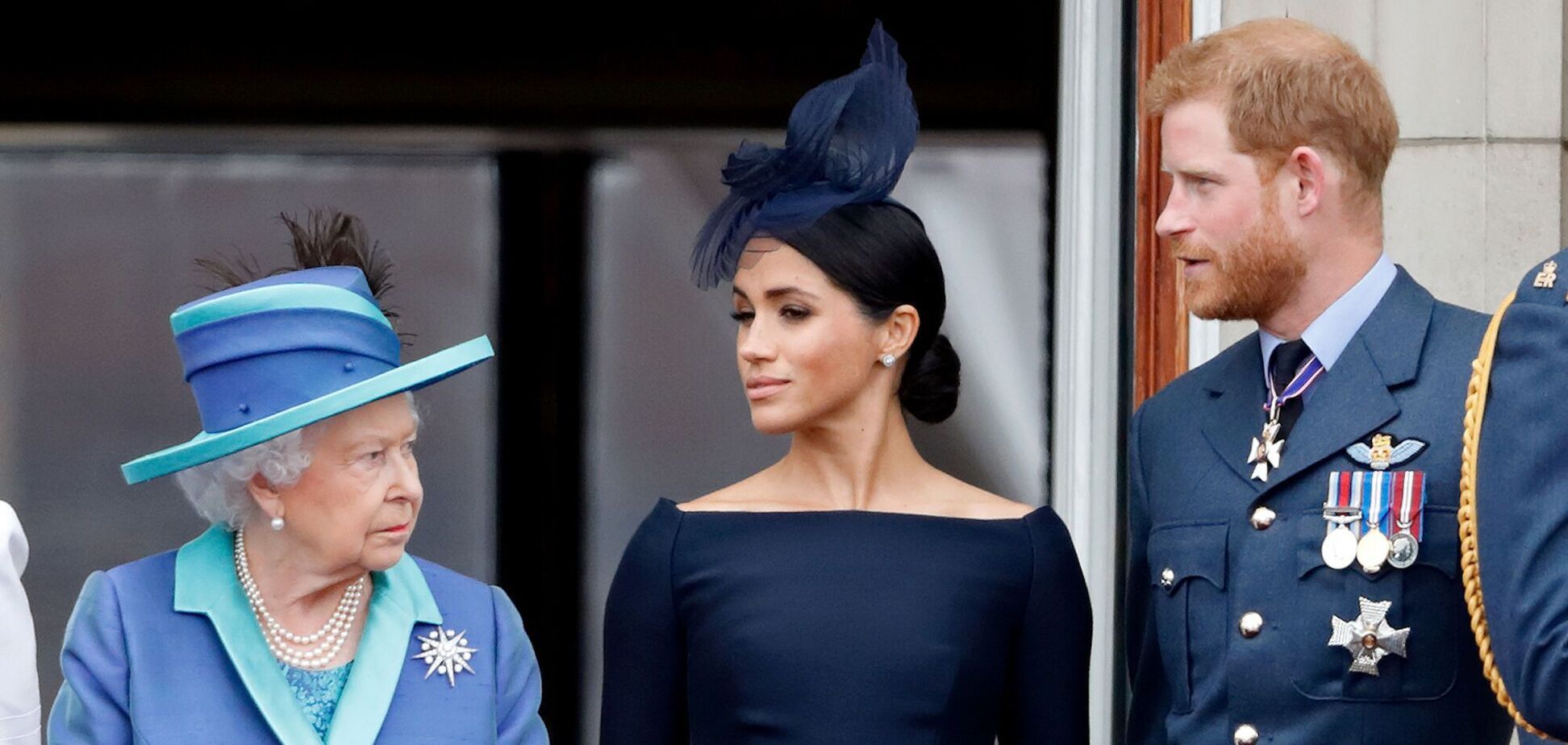Елизавета II, принц Гарри и Меган Маркл