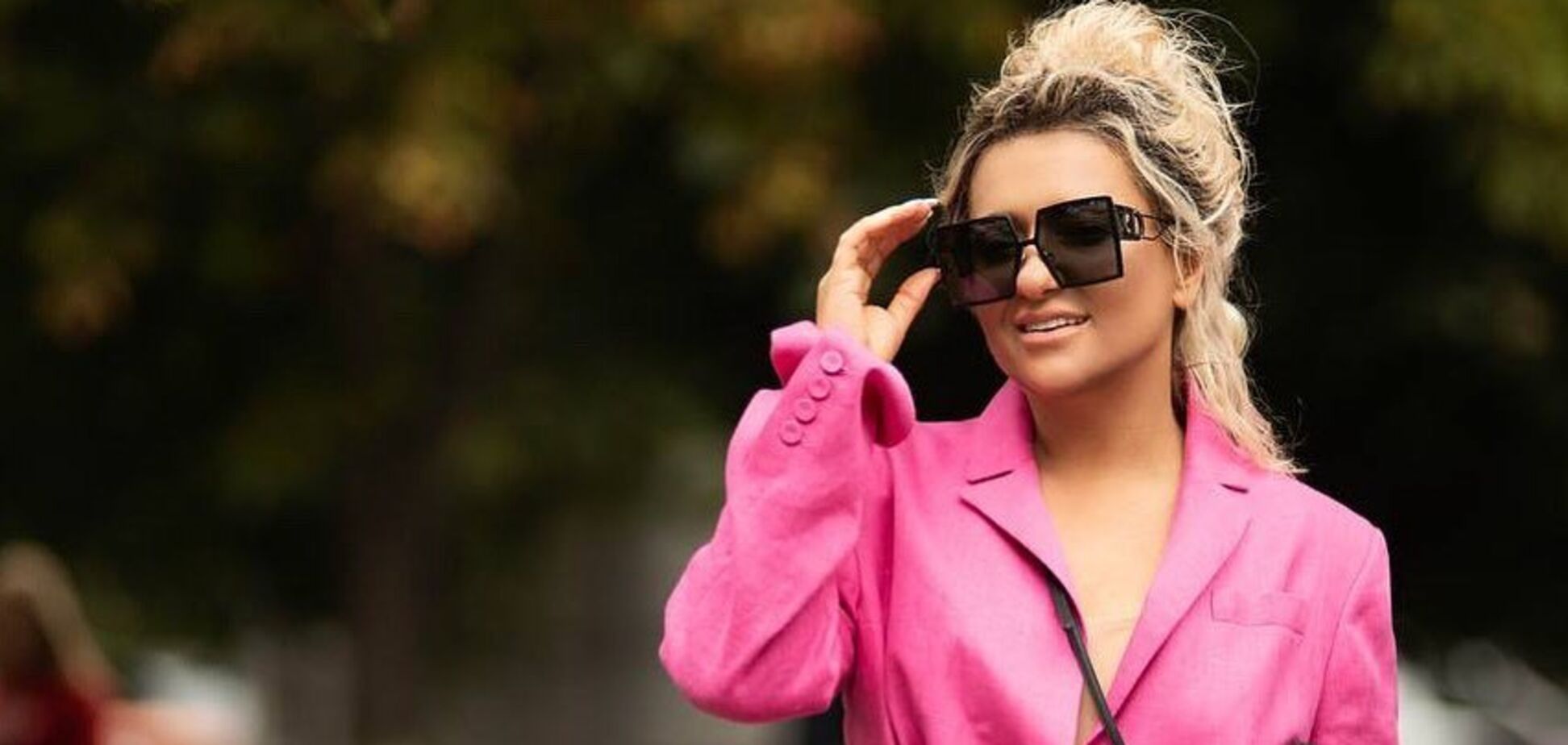 Могилевская снялась в стильном костюме за 2300 гривен. Фото