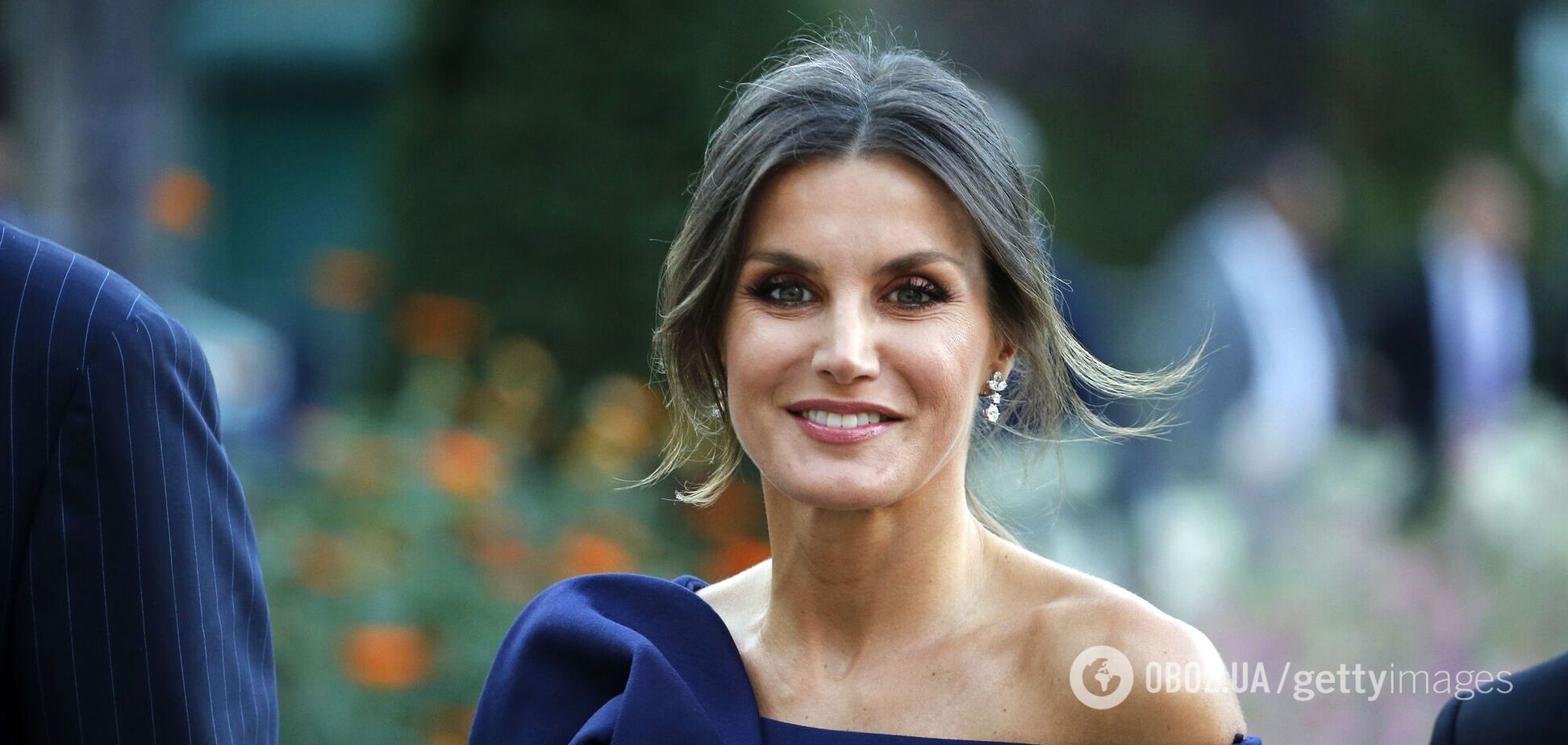 Королева Летиция появилась на публике в старом платье