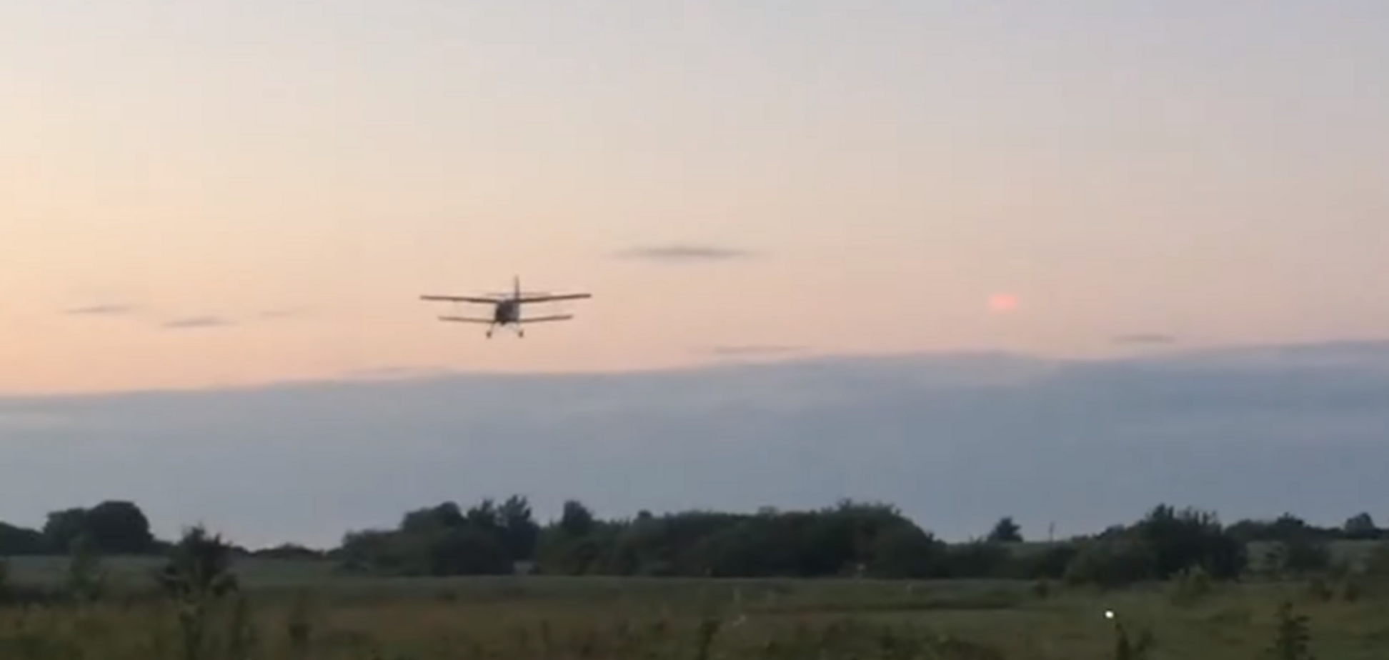 Самолет залетел из Румынии и приземлился у Бердичева