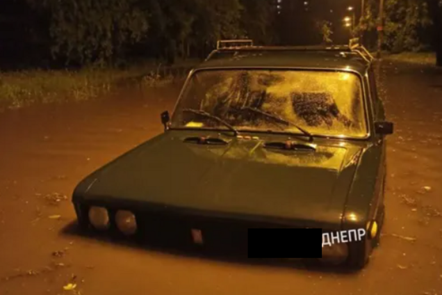 Дніпро затопило після сильного дощу