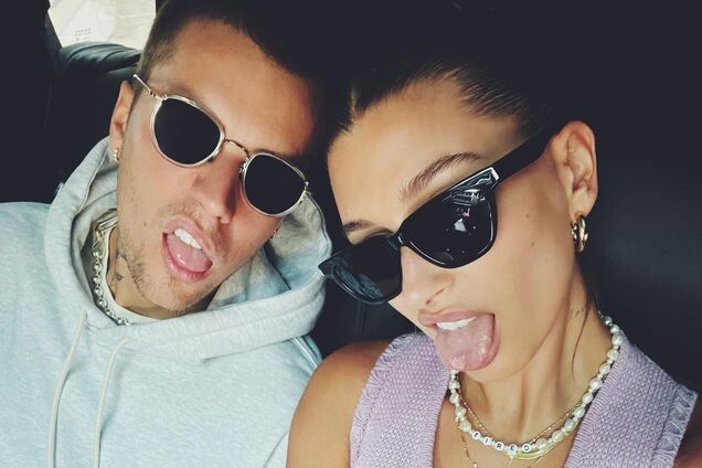 В сети обсуждают встречу Джастина Бибера и его жены с президентом Франции