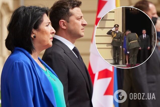 Воїн почесної варти впустив амуніцію перед Зеленським і Зурабішвілі. Відео курйозу