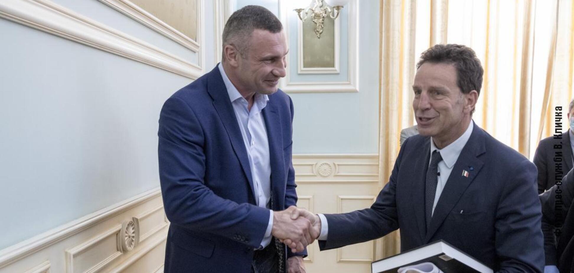 Кличко встретился с делегацией из Франции