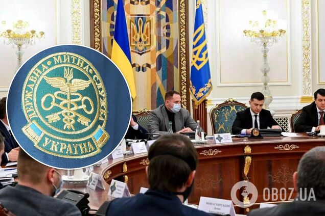 Почти половина таможенников, отстраненных после решения СНБО, вернулись на работу