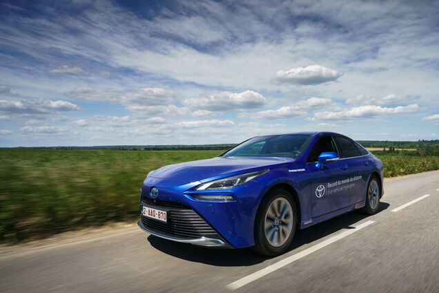 Toyota Mirai встановила світовий рекорд пробігу на одній заправці